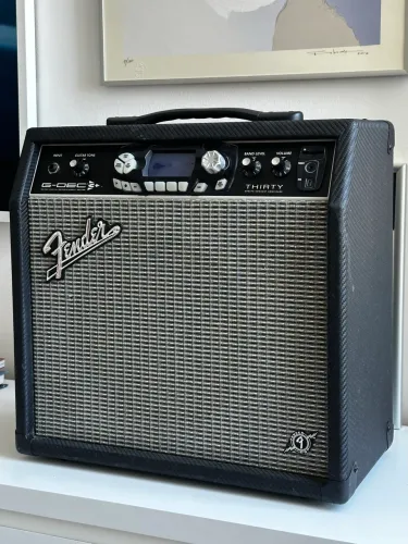 Amplificador Fender G-DEC 3 Thirty - 30W - modelagem digital