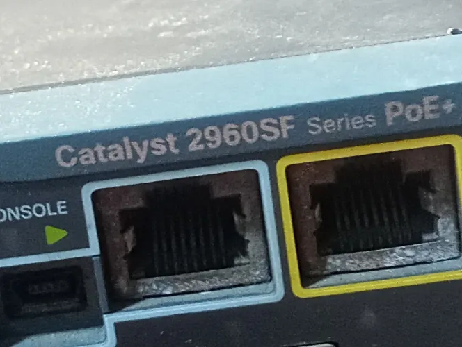 Suwitch cisco catalisty 2960sf
