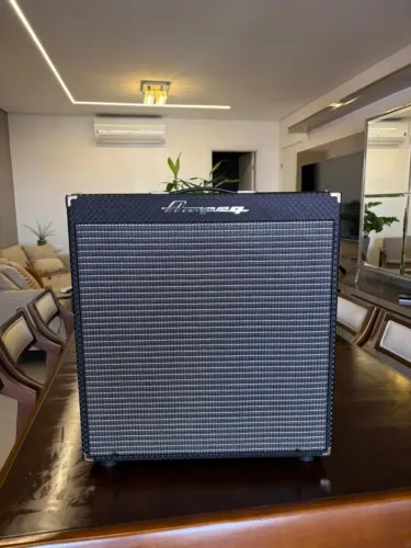 Ampeg Rb115 Cubo Amplificador Baixo Rocket Bass 200w Preto