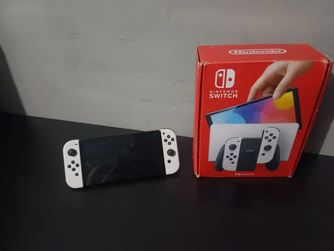 Nitendo switch oled desbloqueado +126 gigas