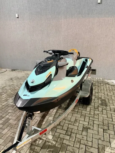 JETSKI SEADOO WAKE 170 2023 (apenas 1.5 HR)
