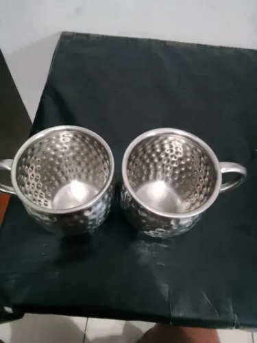 Vendo par de canecas inox