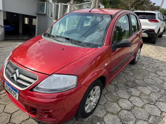 Citroen C3 GLX 1.4/ GLX Sonora 1.4 Flex 8V 5P 2012