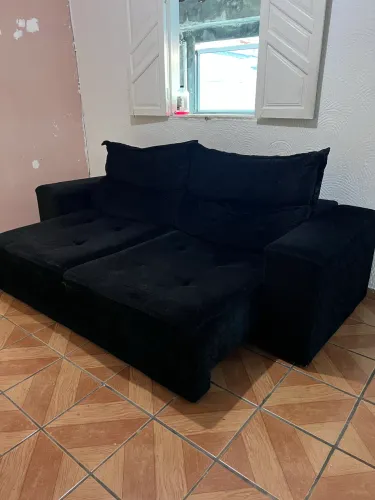 Sofá retrátil preto