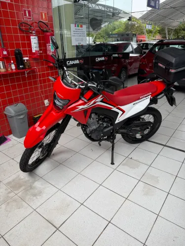 Honda tornado único dono apenas 3.400 km rodados