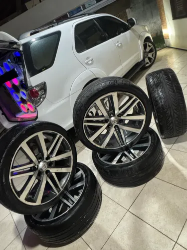 [OPORTUNIDADE] JOGO DE RODAS ARO 22 DA HILUX/SW4 - MODELO SRX