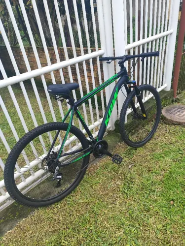 Bicicleta aro 26 pouco usada