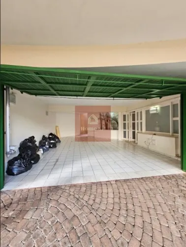 Cidade Jardim; Casa em condomínio com 02 suítes,05 banheiros,04 vagas