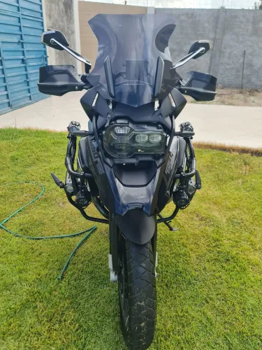 Vendo essa linda moto