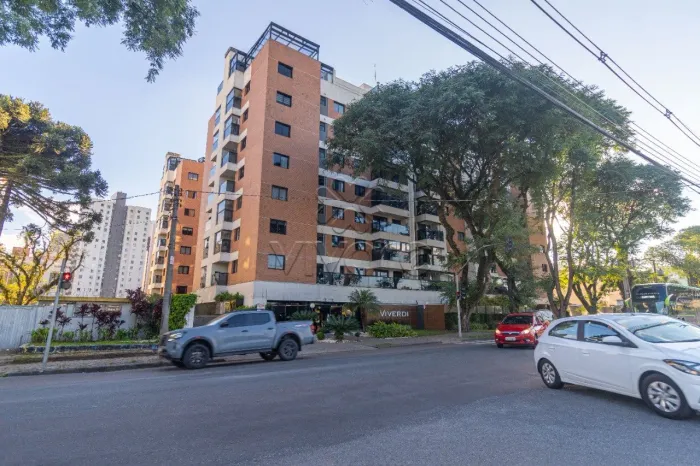 Cobertura 2 quartos e 1 vaga - Bairro Cristo Rei - para alugar