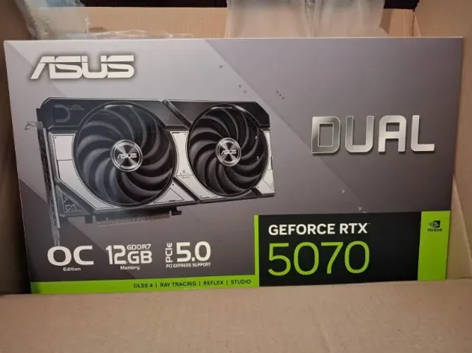 RTX 5070 12GB Asus Dual OC - NF e 3 anos de Garantia