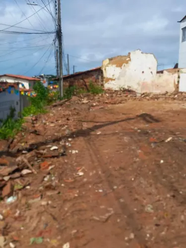 Vendo terreno 14,5x9,5 - Tambauzinho - Próx. Beira Rio
