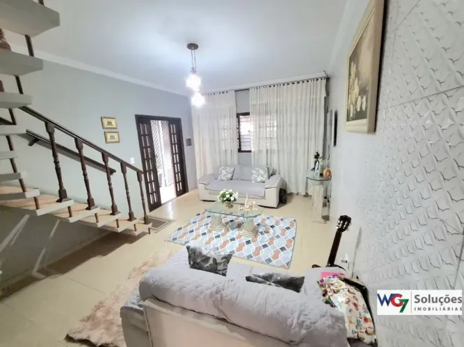 SOBRADO Á VENDA EM SUZANO - SP (ACEITA FINANCIAMENTO)