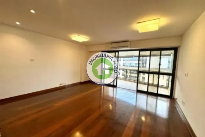 Imperdível: Cobertura de luxo na Praia - Barra da Tijuca, Rio de Janeiro - 4 quartos, 2 su