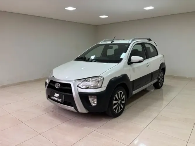 Toyota Etios Cross 1.5 Flex 16V 5P Mec. 2017