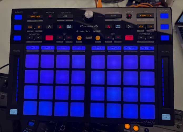 Vendo Pioneer DJ DDJ-XP2 em perfeito estado