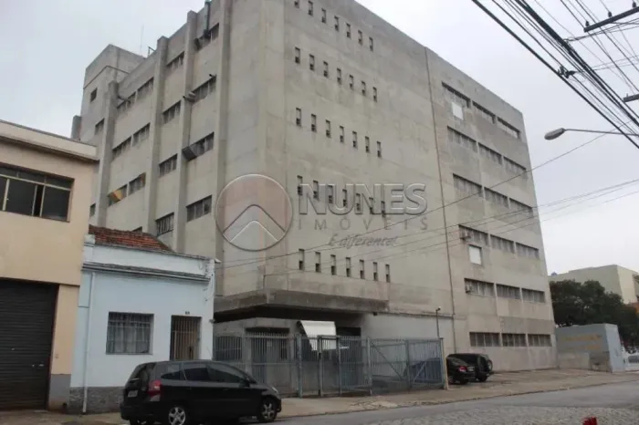 Comercial Predio Industrial em São Paulo