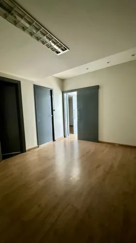 Imóvel para venda possui 37 metros quadrados em Renascença - São Luís - MA