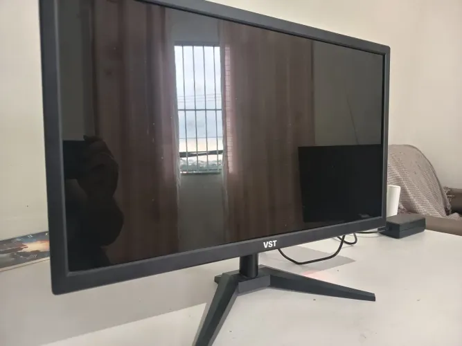 Monitor 22 polegadas VST