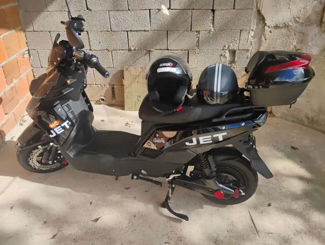 SCOOTER ELÉTRICA MC JET - PRATICAMENTE NOVA - APENAS 116 KM!