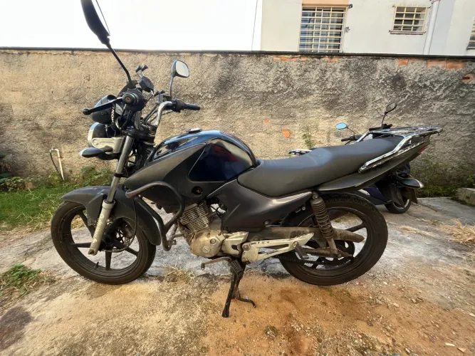 FACTOR YBR ED 125 2009 somente detalhes estéticos