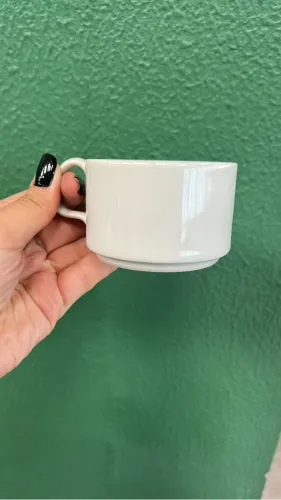 Jogo com 11 Xícaras de Café em Porcelana Legítima 100ml - Seminovas / Nunca Usadas