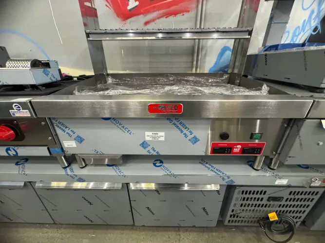 Chapa de fritura Elétrica 1,00m controle de temperatura e tempo digital Trifásica 220v