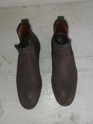 Bota Chelsea em couro Nobuk