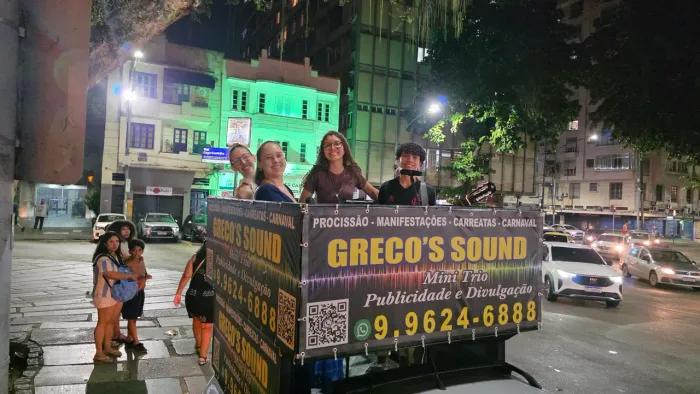 Mini Trio com Palco,som profissional.