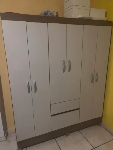 Guarda roupa