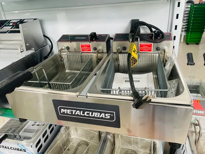 MB Fritadeira elétrica 2 Cubas - Metalcubas 