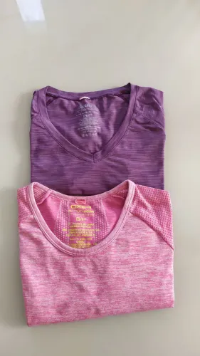 Duas blusas de treino feminina Tam P oxer