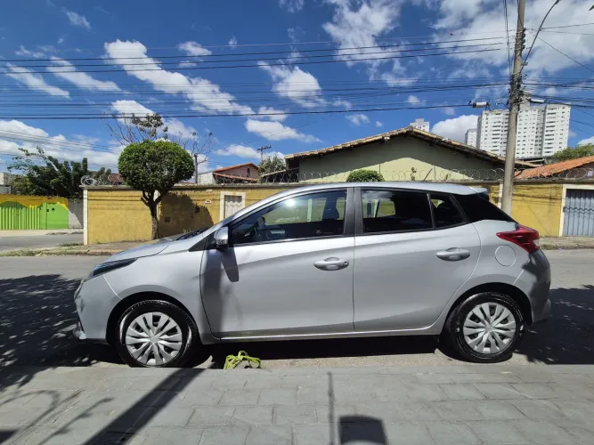 Toyota Yaris XL 1.5 Flex 16V 5P Aut. 2023