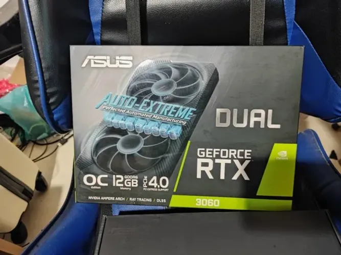 Placa de Vídeo ASUS RTX 3060 Dual OC 12GB GDDR6 - Usada 6 Meses