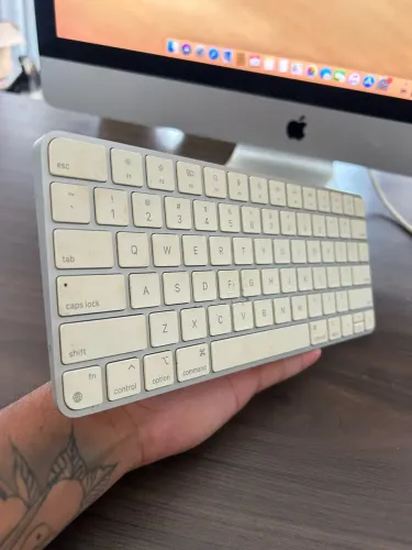 Teclado Apple Magic Keyboard Bluetooth Recarregavel