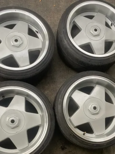 Rodas aro 17 Borbet com pneus 