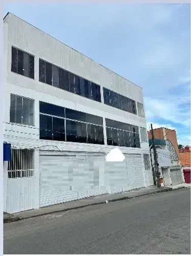 Imóvel de alto padrão localizado na Avenida Jerônimo de Albuquerque!