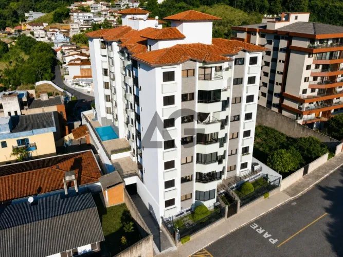 Apartamento | com Piscina | Próximo ao Centro | em Serra Negra-SP
