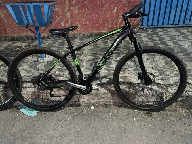 Bicicleta GTA aro 29 freio hidráulico