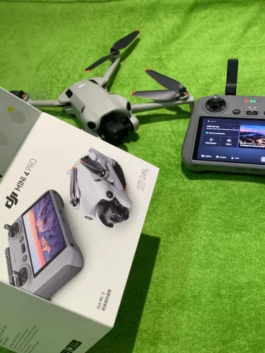 Drone mini 4 Pro DJI
