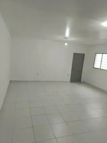 Rua Pará / Sala 32m2 / 9 8 2 2 3 8. 9 7 3