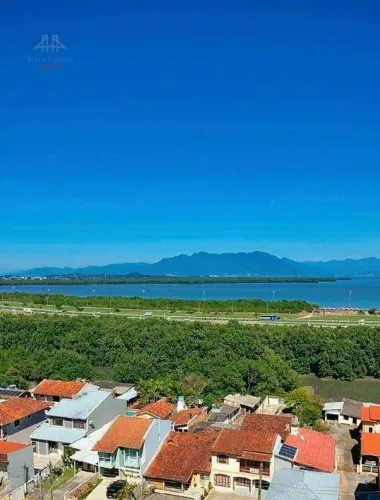 Apartamento com 2 dormitórios à venda, 64 m² por R$ 620.000,00 - Costeira do Pirajubaé - F