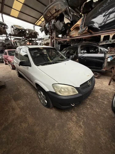 ?Sucata GM celta 2008 1.0 Vhc flex/para retirada de peças?