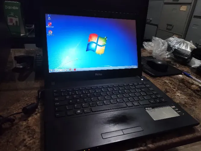 Notebook Philco AMD C-70 6gb com suporte