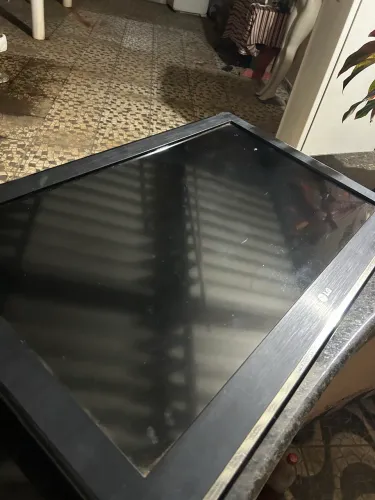 Vende-se tv LG