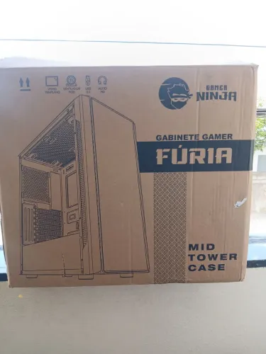 Vendo esse gabinete na caixa ainda