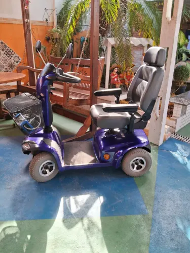 Quadriciclo Scooter Elétrica Idosos PCD
