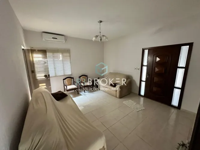Casa para aluguel e venda em Vila Falcão, Bauru - SP