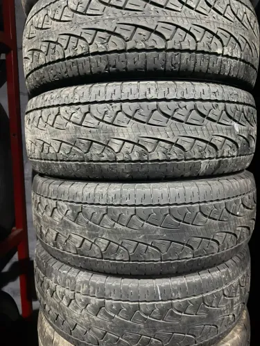 Pneus 215/60/17 marca Pirelli