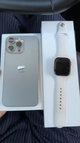 iPhone 15 pro max e relógio Apple Watch 10